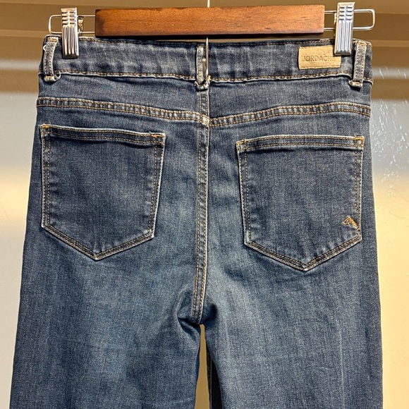 Jordache Indigo Wide Leg Jeans - Picture 5 of 5